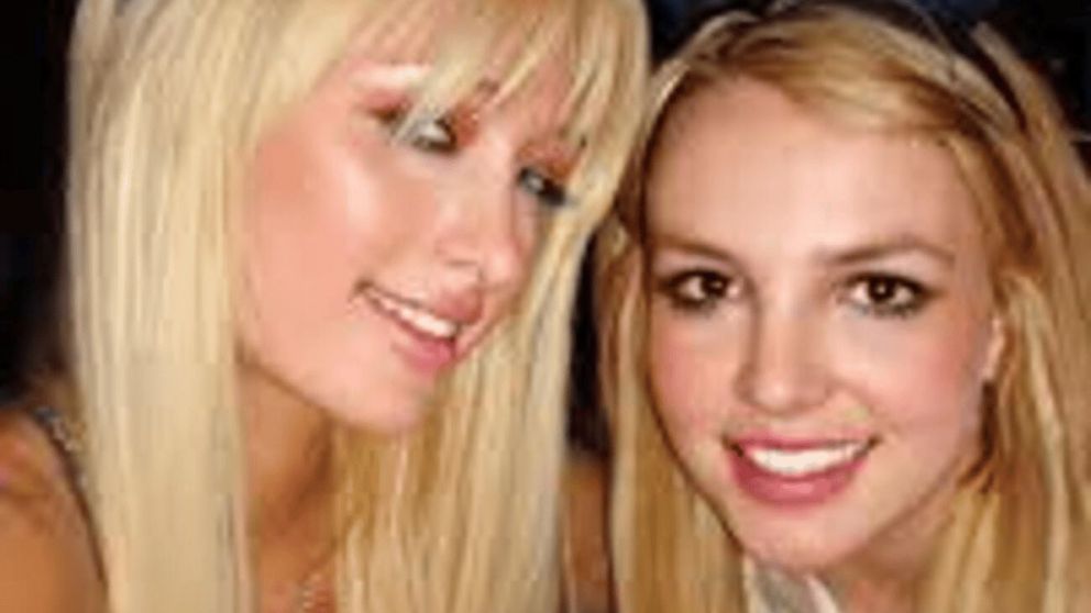 Paris Hilton revive a Britney Spears con un tributo que desborda nostalgia y glamour
