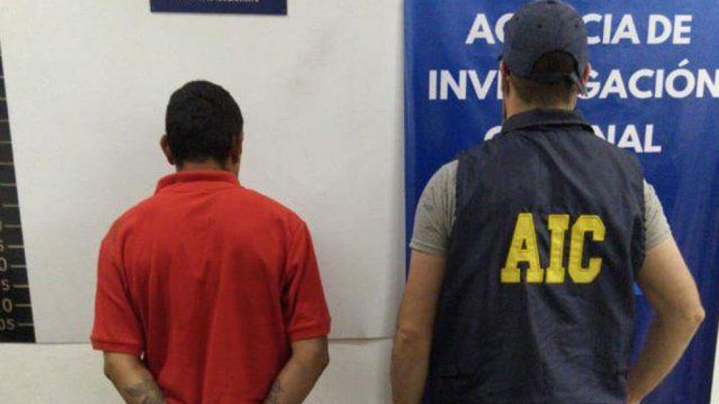Tiene 26 años y fue detenido en un allanamiento por participar de la violación a una adolescente (Agencia de Investigación Criminal).