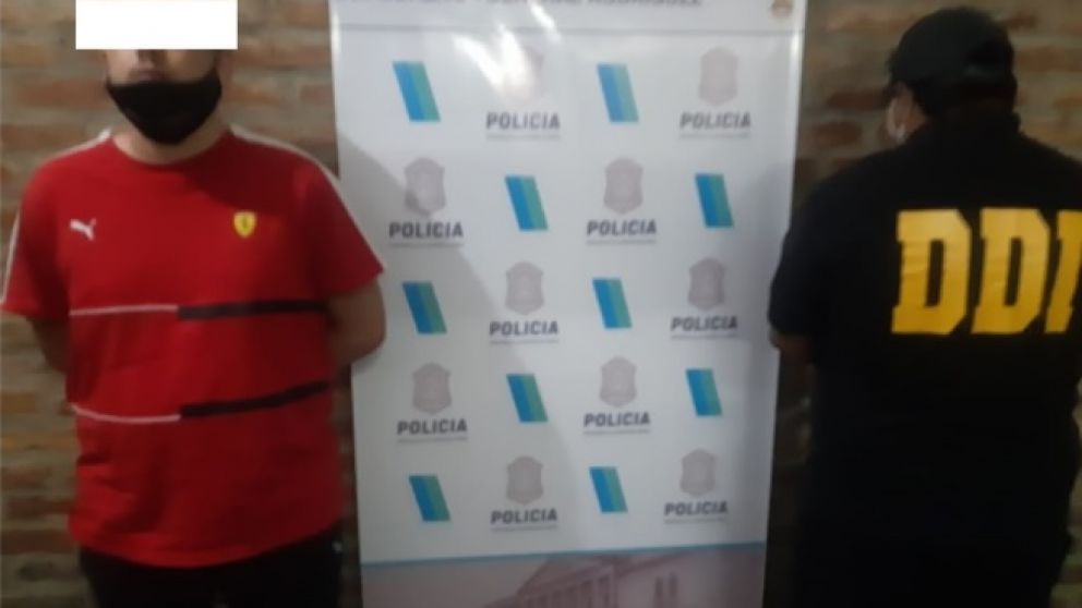 Este es el delincuente que fue apresado por los investigadores policiales en la localidad de Boulogne.