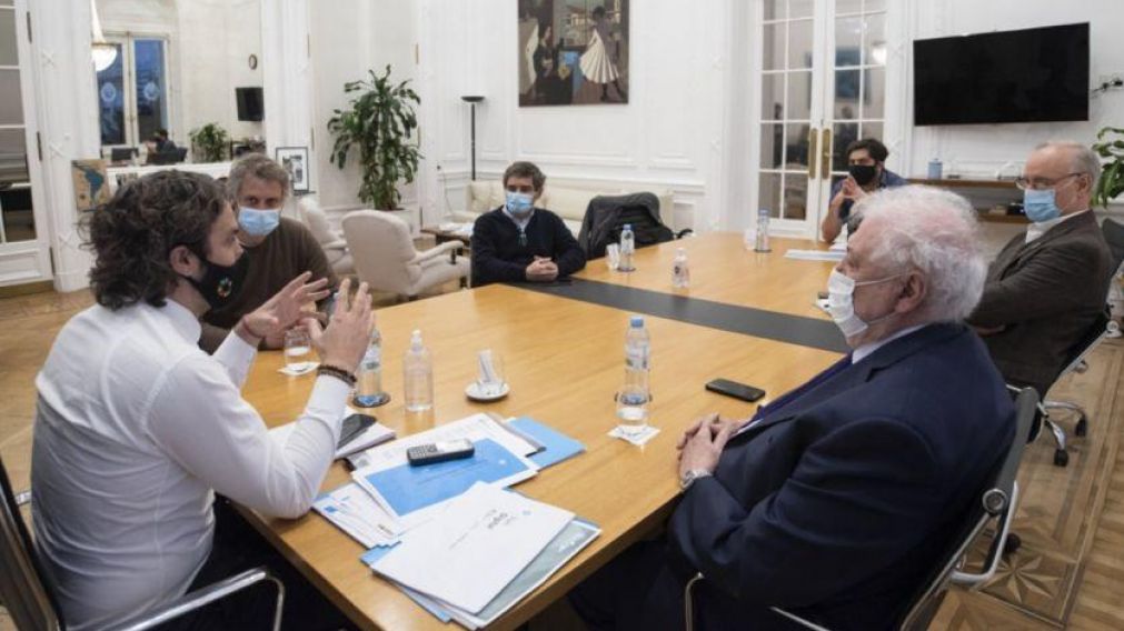 La de hoy será otra de las reuniones que periódicamente vienen manteniendo los funcionarios de las tres administraciones.