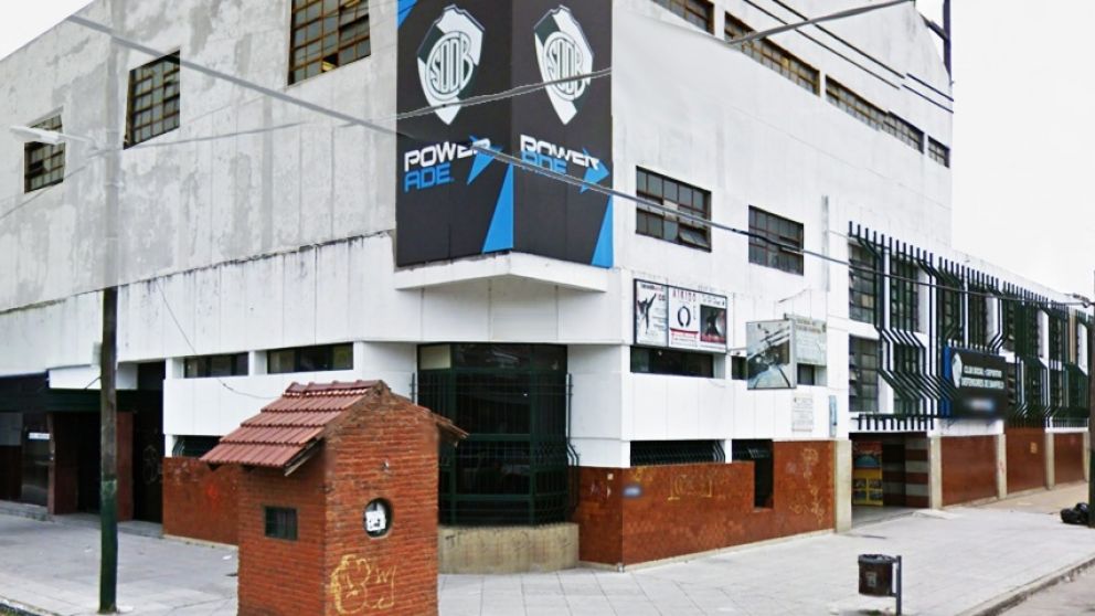 El Club Social y Deportivo Defensores de Banfield, una institución del 92 años de vida.