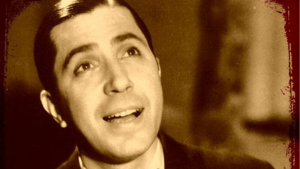 En homenaje al nacimiento de Carlos Gardel, se instituyó al 11 de diciembre como el Día Nacional del Tango.
