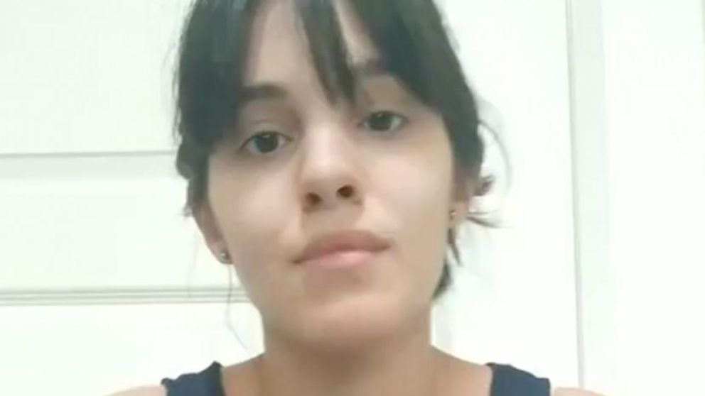 Magalí Gil tiene 25 años y acudió a la Justicia para conocer si Diego Maradona es su padre biológico (Captura).