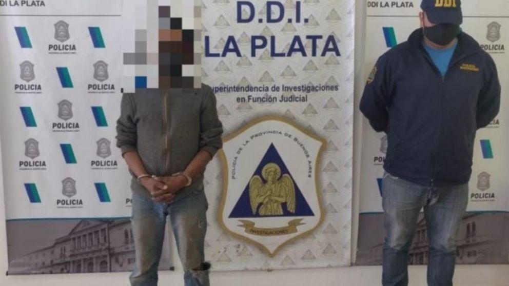 El acusado fue detenido en Ringuelet.
