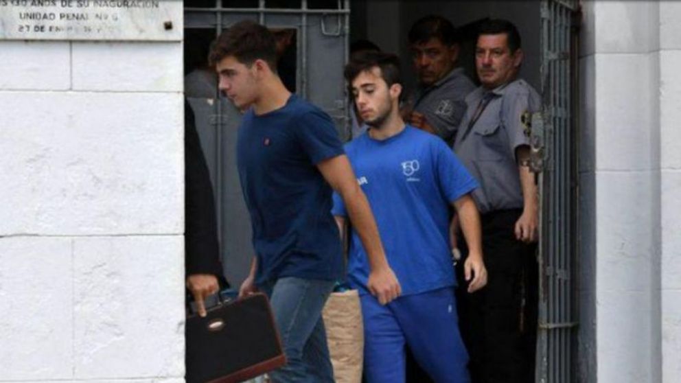 Alejo Milanesi delante de Juan Guarino. Serían sobreseídos en la causa.