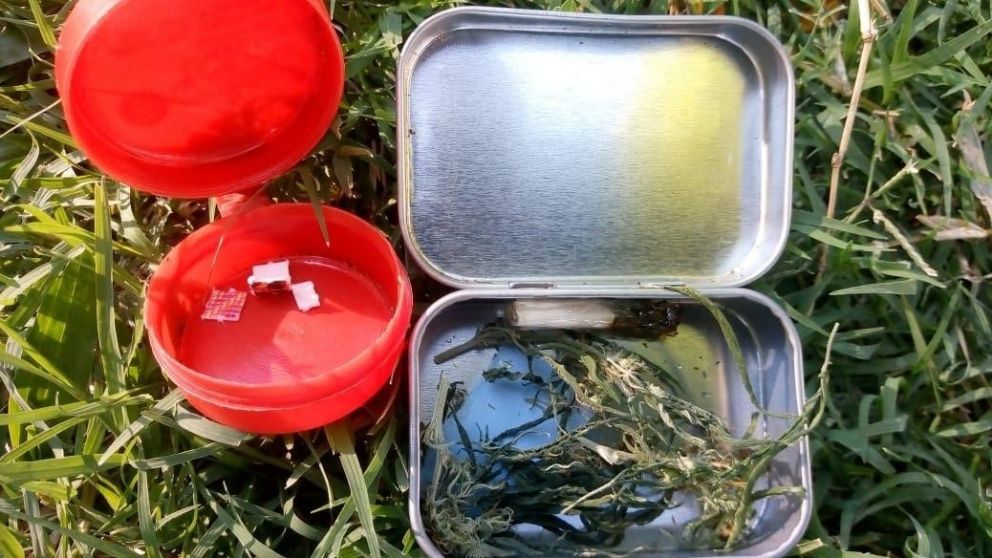 La Policía de la Ciudad secuestró varias dosis de LSD y marihuana.