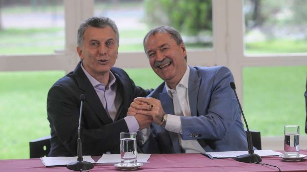 Schiaretti le mand� un fuerte gui�o al ejecutivo nacional. 