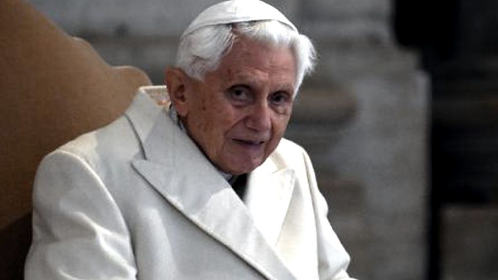 Benedicto XVI, quien tiene 93 años, fue el primer pontífice en dimitir en siete siglos (Télam/Archivo).