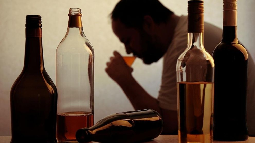 Según la OMS, cada año se producen 3 millones de muertes en el mundo por el exceso de alcohol.