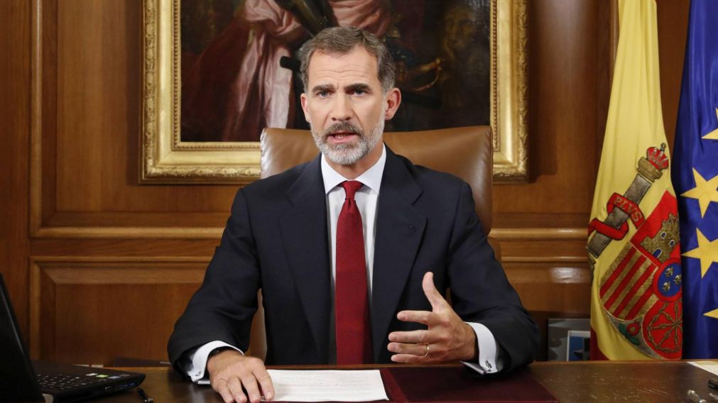 El rey de España, Felipe VI, aislado por contacto estrecho por positivo de coronavirus.