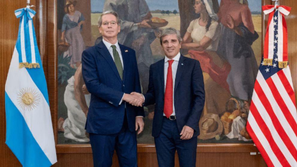 Scott Bessent con Luis Caputo.