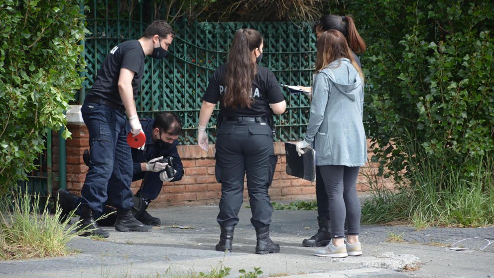 n hombre fue detenido como acusado de haberse tiroteados con policías desde su casa en la ciudad santacruceña de Río Gallegos.