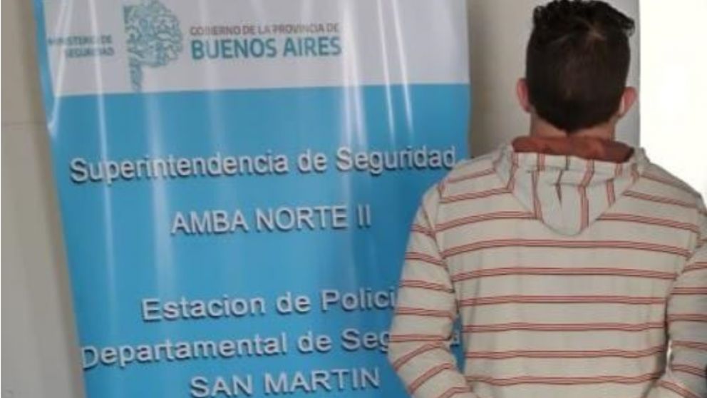 Este es el boxeador amateur que fue detenido por agredir violentamente a la víctima.