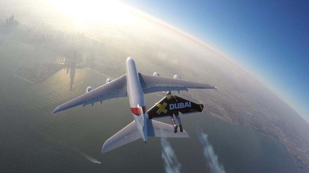 Hace a�os, vol� a la par de un Airbus 380 (Twitter).
