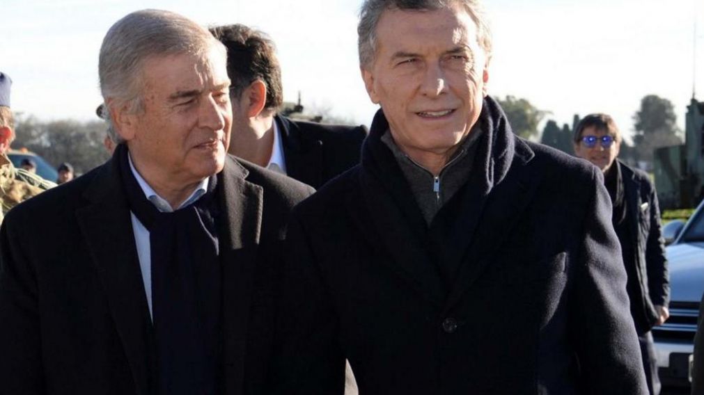 Amplían denuncia contra el expresidente Mauricio Macri y el exministro de Defensa Oscar Aguad.