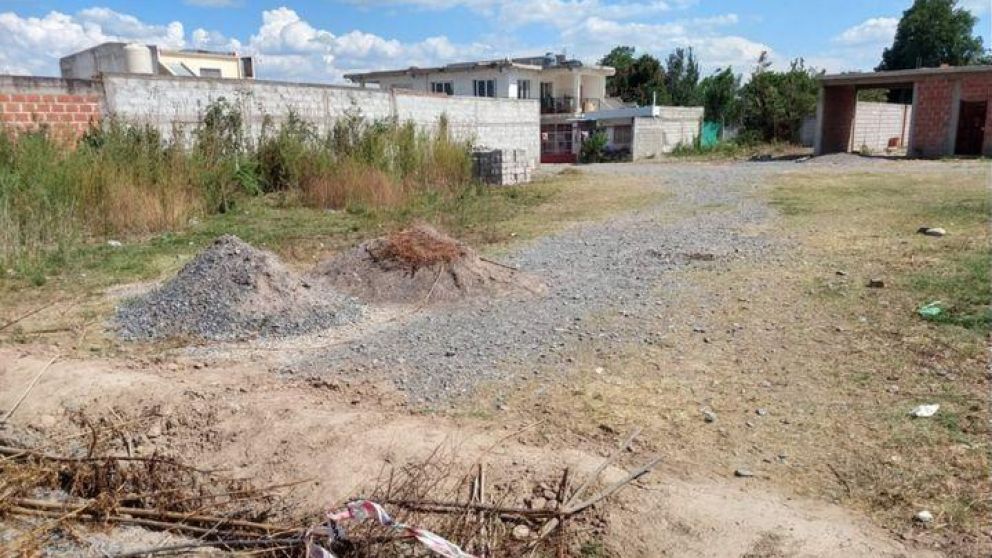 Milagro Melina Flores fue atacada por su pareja en este baldío.