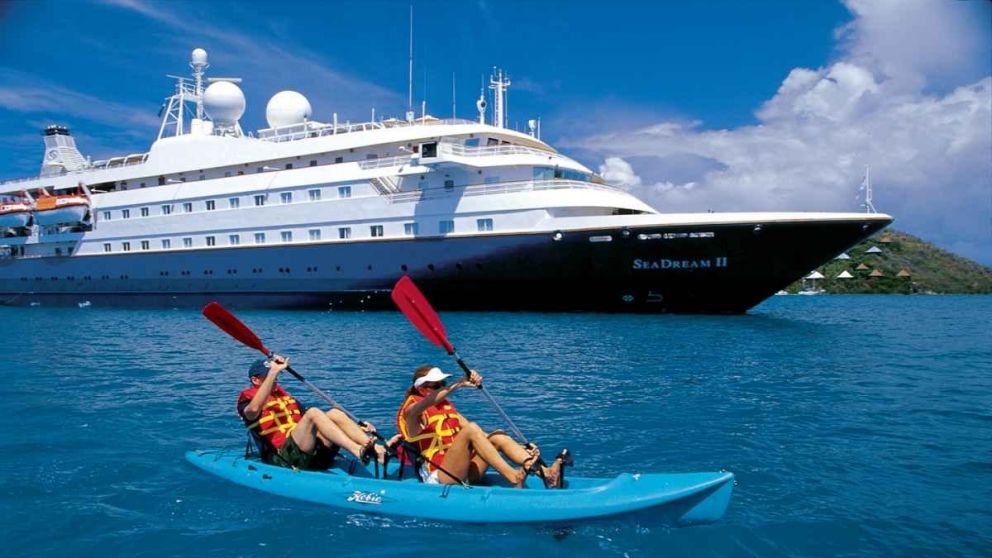 Mientras las otras compañías de cruceros anunciaron esperar hasta el 2021, SeaDream planeaba hacer 22 viajes a partir del 7 de noviembre.