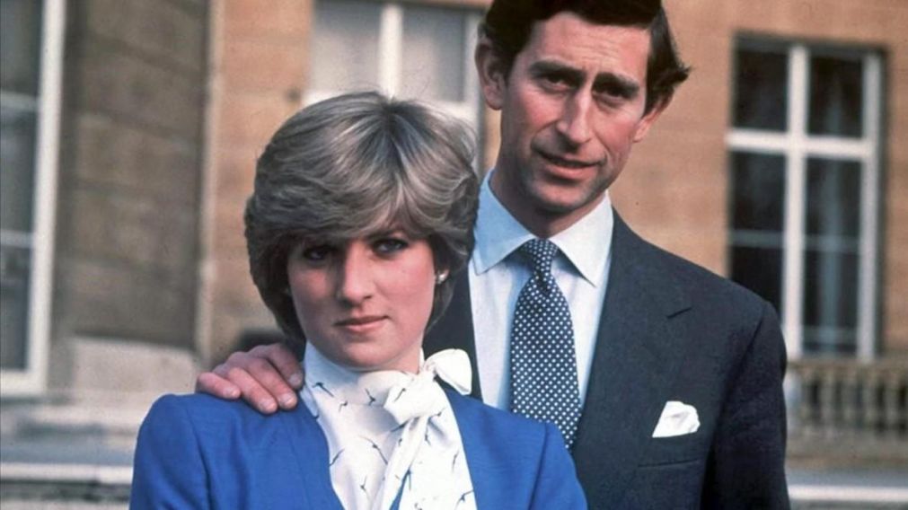 Carlos junto a Lady Di, en tiempos felices.