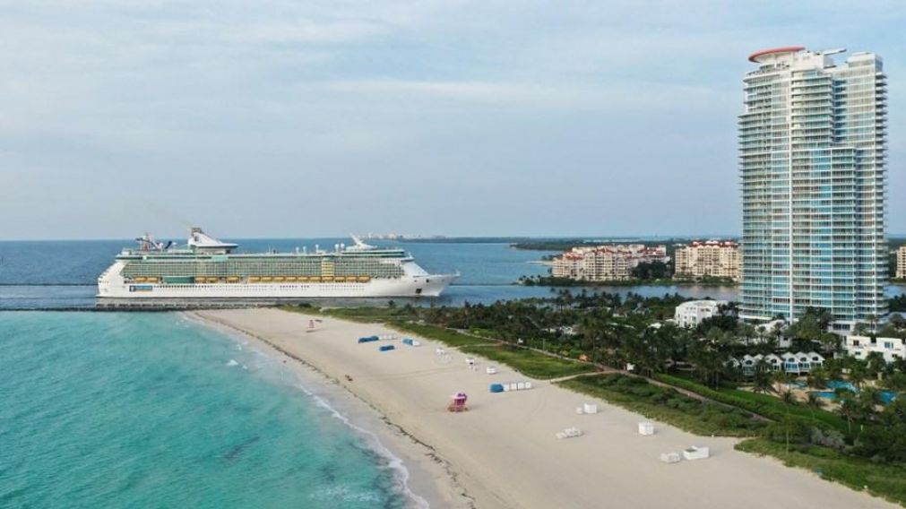 Royal Caribbean busca voluntarios para viajes en crucero gratis.