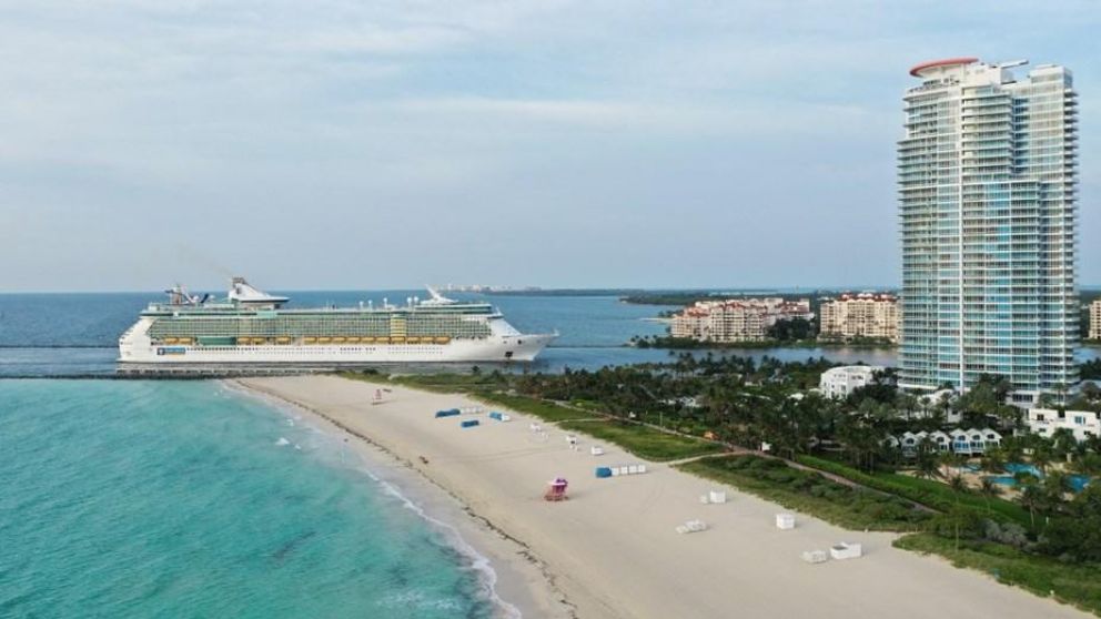 Royal Caribbean busca voluntarios para viajes en crucero gratis.