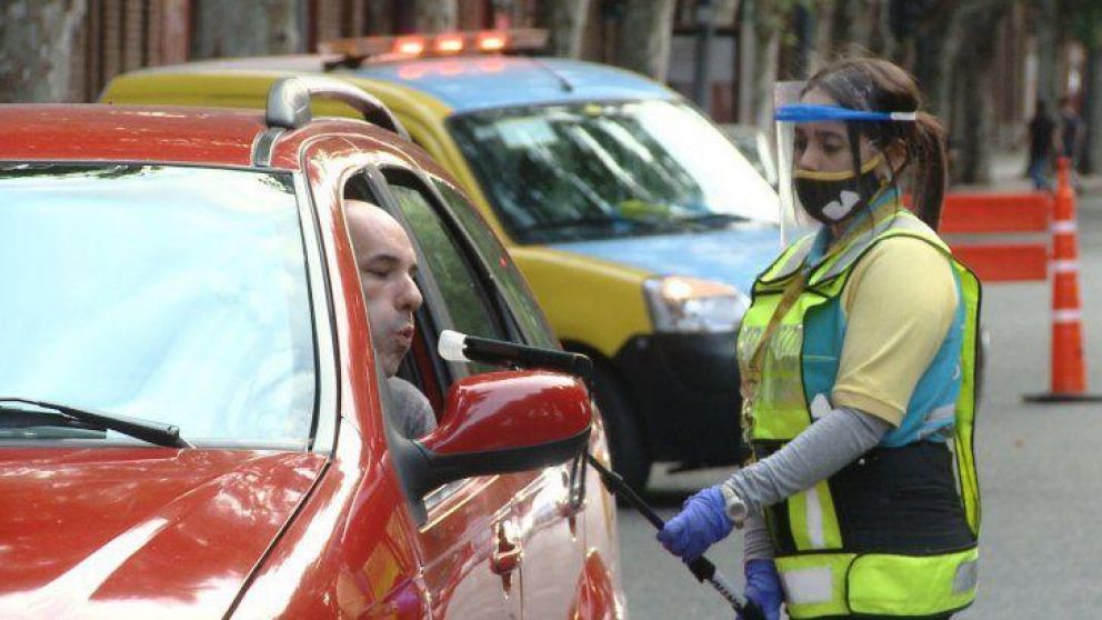 En la Ciudad de Buenos Aires, los controles de alcoholemia y estupefacientes se retomarán con protocolos especiales.