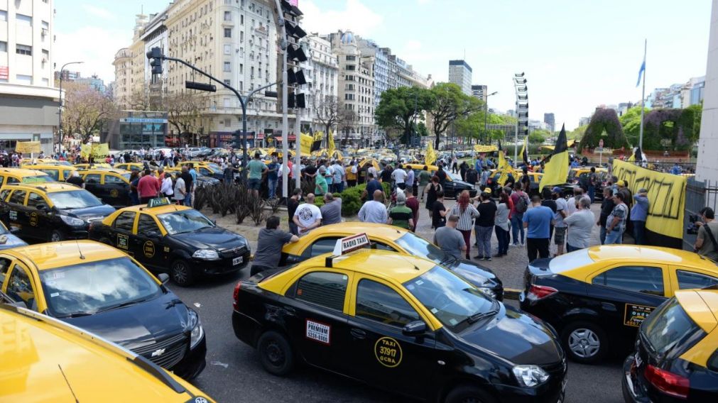 Convulsión en el centro porteño. (Nahuel Ventura/Crónica)