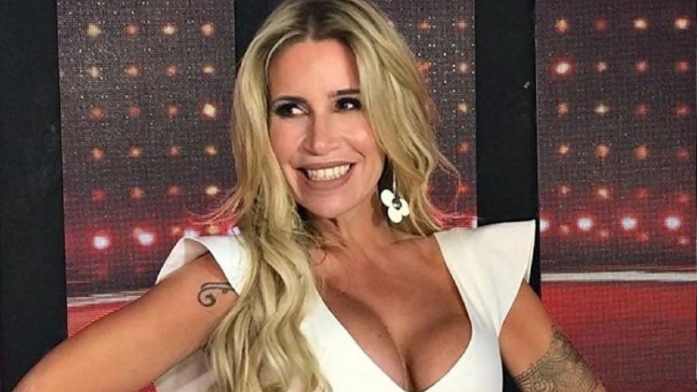 LA EX JURADO DEL "CANTANDO" TOMÓ UNA DECISIÓN IMPORTANTE Y PASÓ DEL TRECE A TELEFÉ CON CICLO PROPIO.