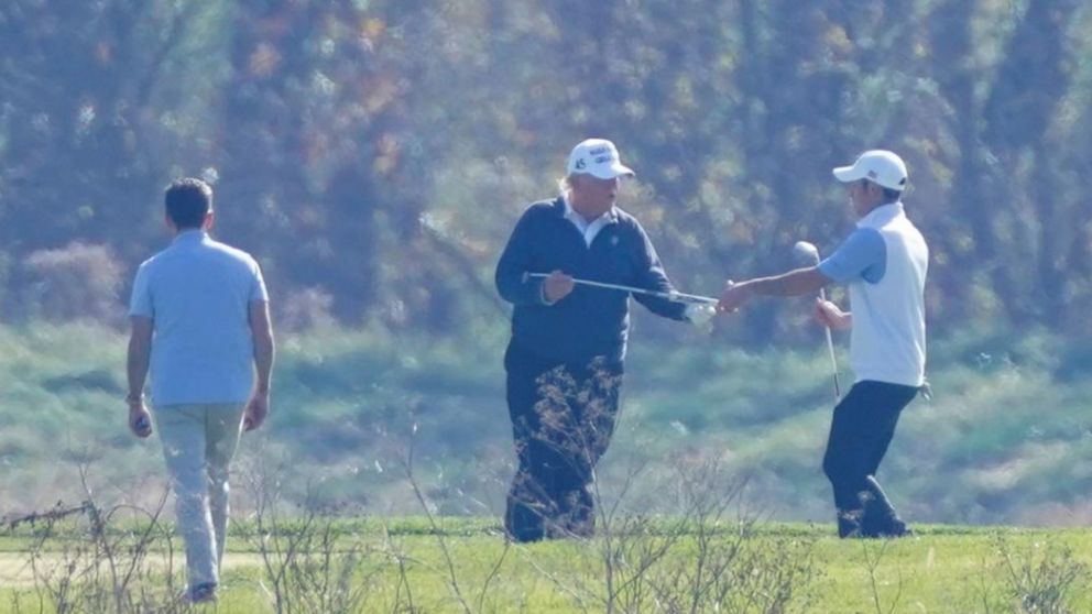 Donald Trump volvió a jugar al golf en Virginia, estado donde perdió contra Biden por el 54,1% de los votos