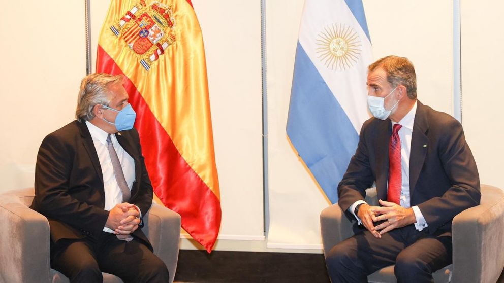 Alberto Fernández analizó con el rey Felipe VI la necesidad de incrementar lazos entre España y América Latina