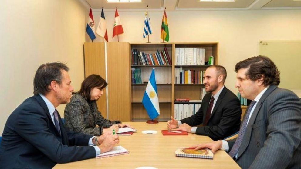 La misión del FMI llega el martes a Buenos Aires para negociar un nuevo acuerdo.