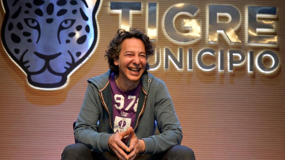 Javier Calamaro prepara su show para el nuevo ciclo de espectáculos virtuales de Tigre.