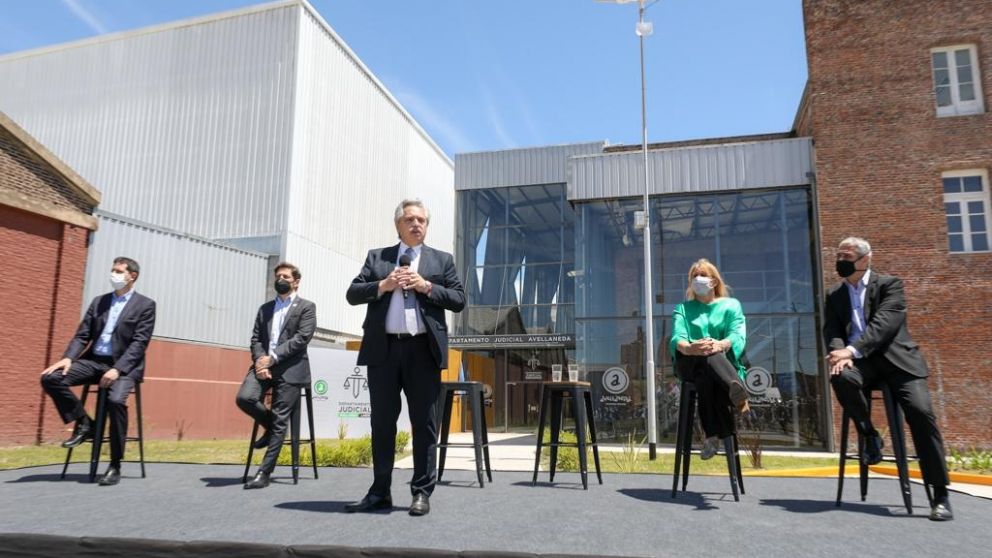 Alberto Fernández habló sobre la reforma judicial en un acto realizado en Avellaneda.