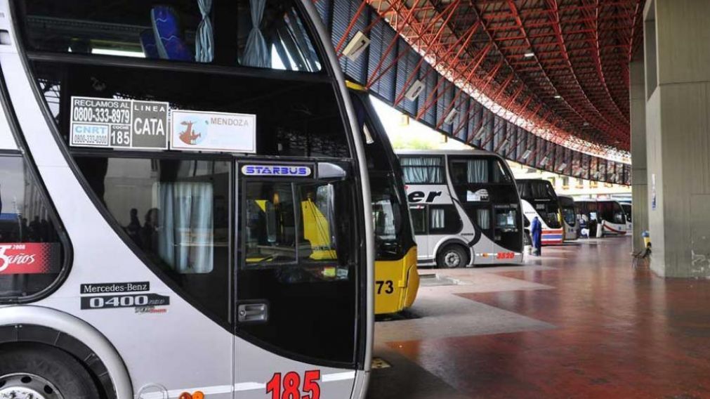 Córdoba y Salta fueron las primeras provincias en las que volvieron a funcionar los micros de media y larga distancia.