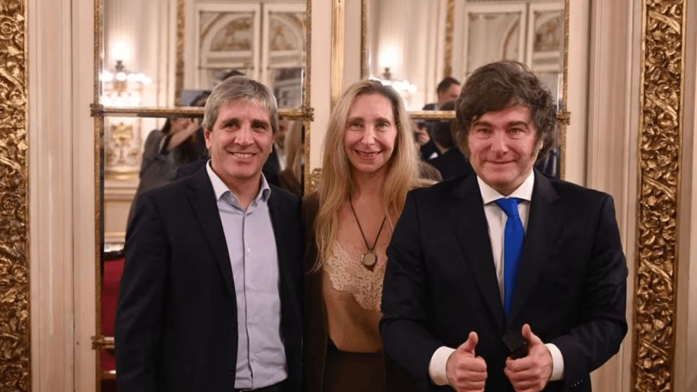 La mesa chica política de Javier Milei se reunió con Luis Caputo por el Presupuesto 2026.
