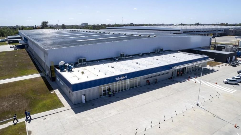 Whirlpool cerró su planta de Pilar: 220 personas se quedaron sin trabajo.