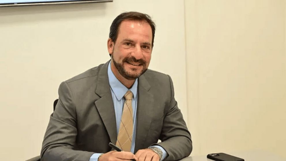 El intendente de Escobar prepararía una maniobra para insistir con el bingo