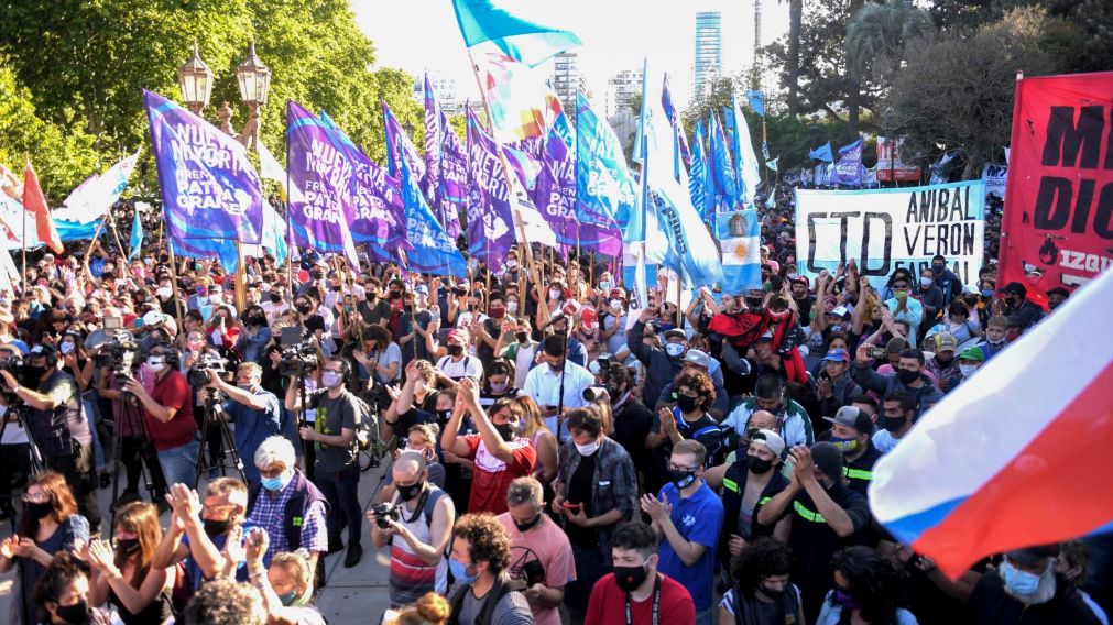 Movimientos sociales, presentes en el predio de Palermo (Télam).