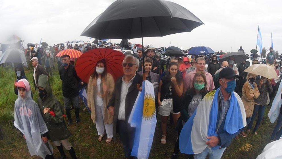 Caso Etchevehere: juez rechazó desalojo del campo porque la sucesión "no estaba concluida". (Télam)