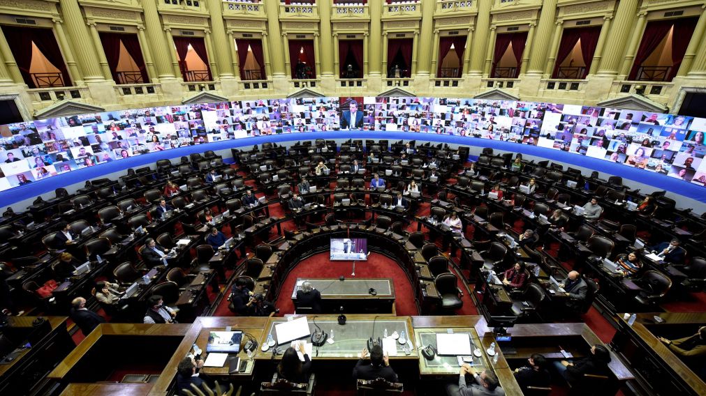 La oposición insistirá con sesiones de manera presencial.