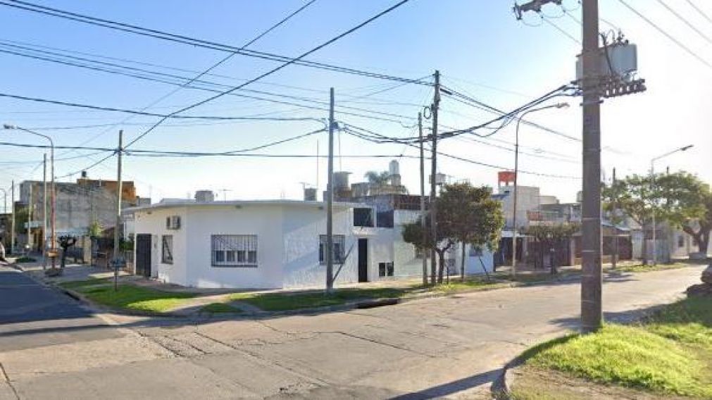 El hecho tuvo lugar en Malabia al 4600, Isidro Casanova (Google Street View).
