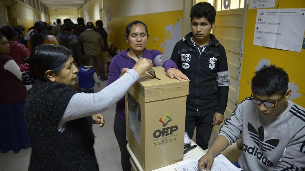 Más de 142.000 bolivianos votarán este domingo en la Argentina.