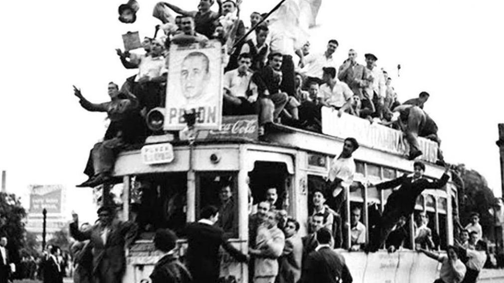 El 17 de octubre de 1945 se produjo el hecho que qued� en la historia como el D�a de la Lealtad.