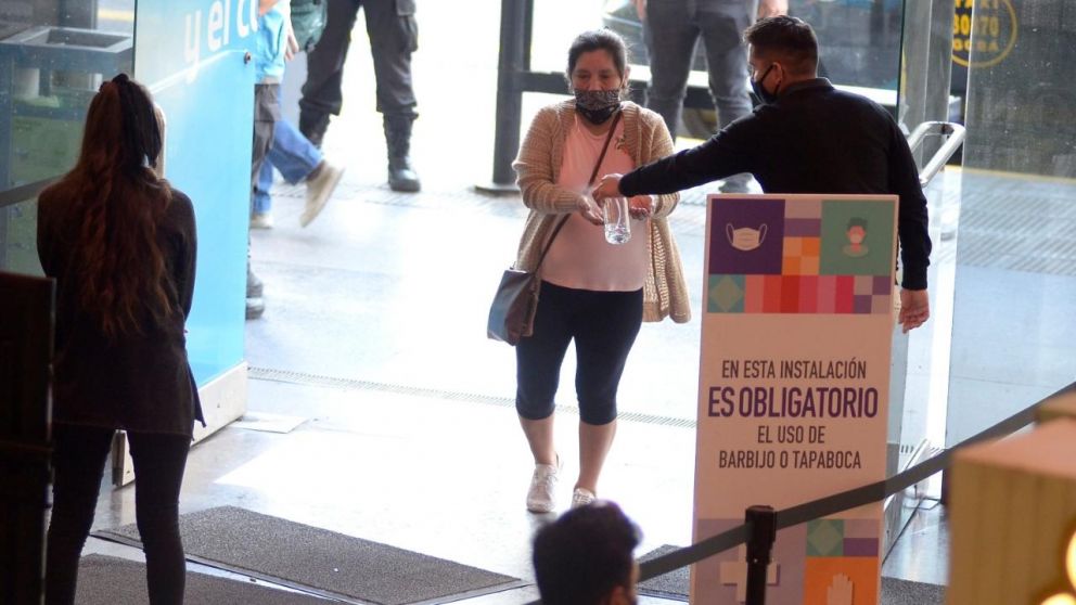 Así fue la reapertura de shoppings porteños luego de 7 meses (Fernando Pérez Ré/Crónica).