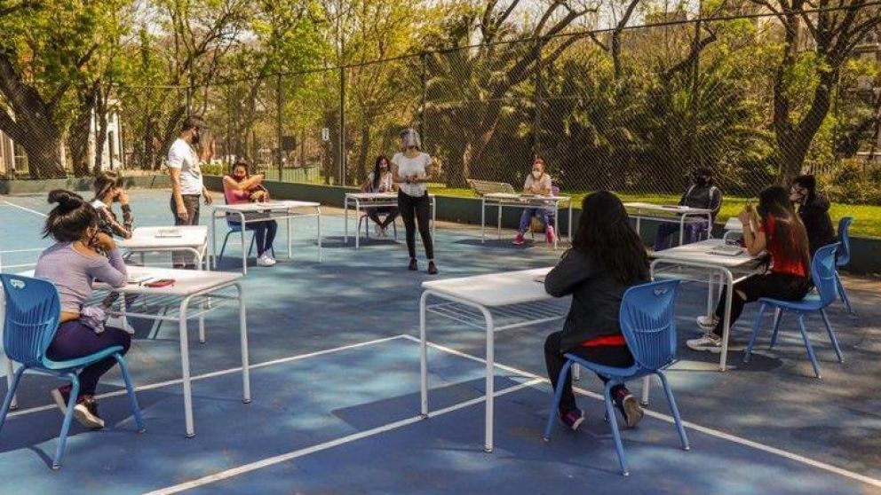 Se busca el camino para ir recuperando la normalidad que afectó la pandemia.