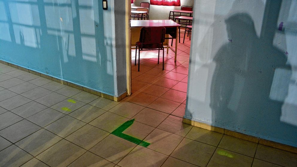 Hace seis meses que las clases en Río Negro se dictan de manera virtual. (Gentileza: RíoNegro.com.ar)