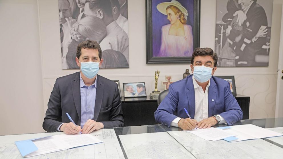 Wado de Pedro visitó La Matanza por el Programa de Apoyo a la Asistencia Local en la Emergencia.