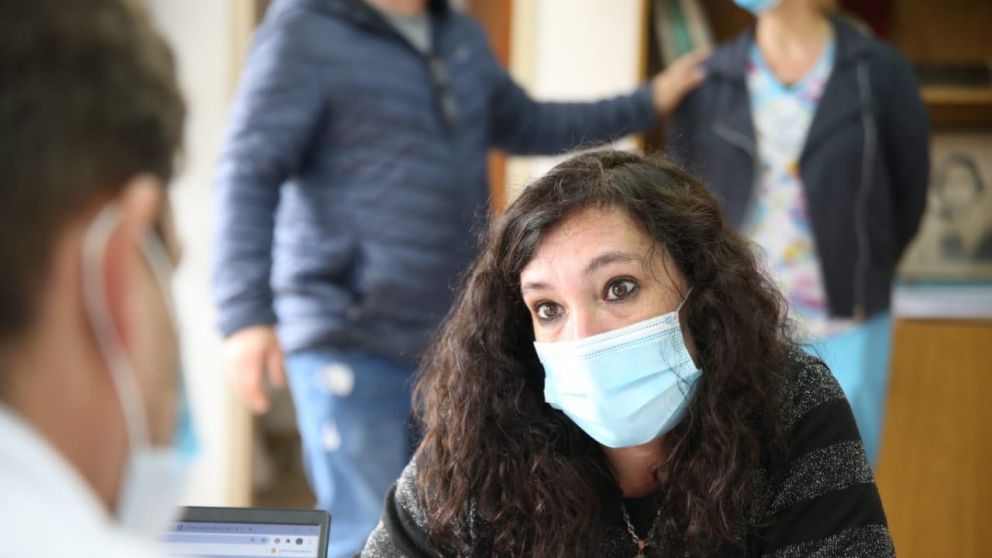 El Gobierno bonaerense precisó que se registraron 2.542 casos de coronavirus por cada 100.000 habitantes (Gentileza @SaludBAP/Twitter).