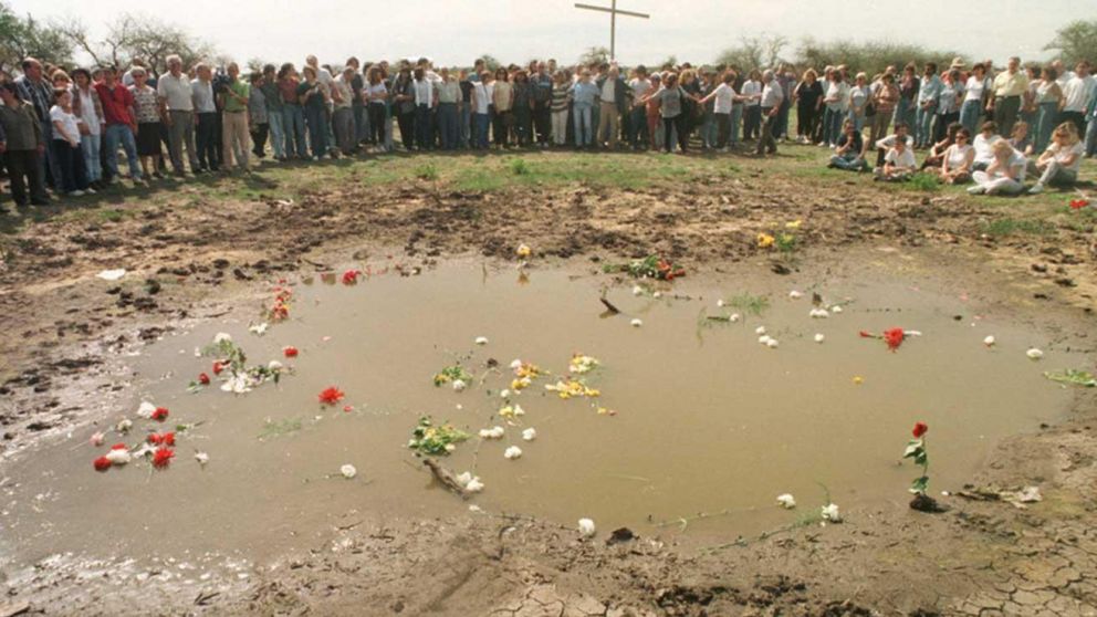 El avión de Austral se estrelló en Fray Bentos en 1997.