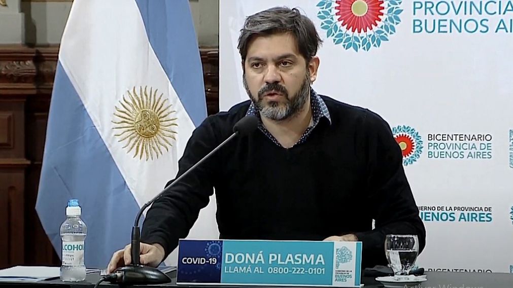 Carlos Bianco descart� que sirva como herramienta el hisopado previo antes de ingresar a cada destino tur�stico (T�lam/Archivo).