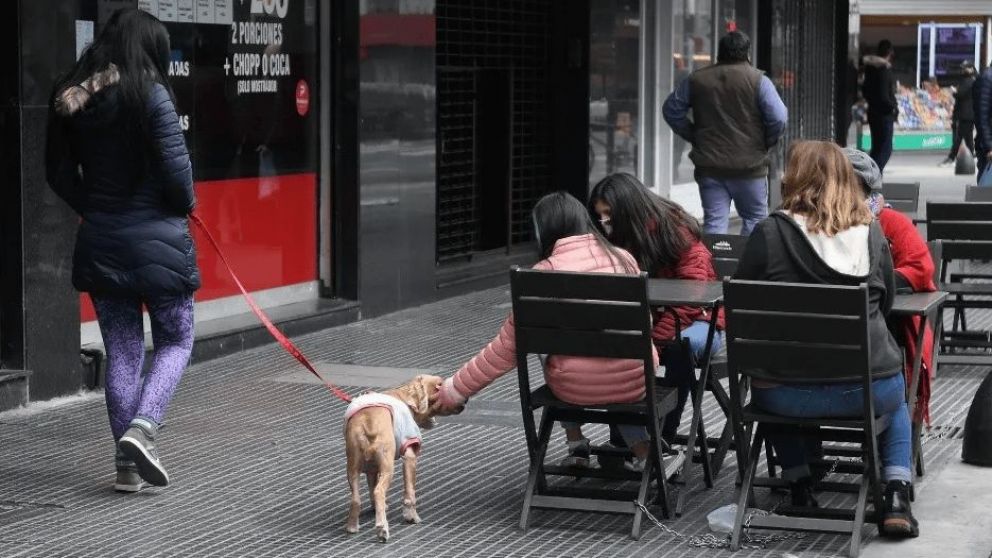 Los bares y restaurantes permanecerán abiertos (Crónica/Rubén Paredes).